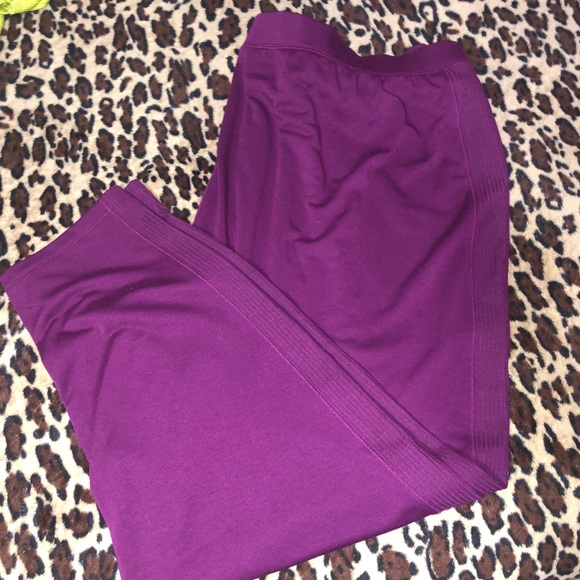 Plum purple straight legged pants - Picture 3 of 5